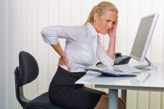 munca sedentară ca cauză a osteocondrozei mamare